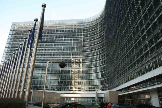 european union b